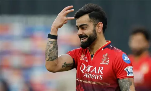 మరో టి20 లీగ్ లో విరాట్ కోహ్లి.. అదీ కొడుకుతో కలిసి.. నిజమేనా?