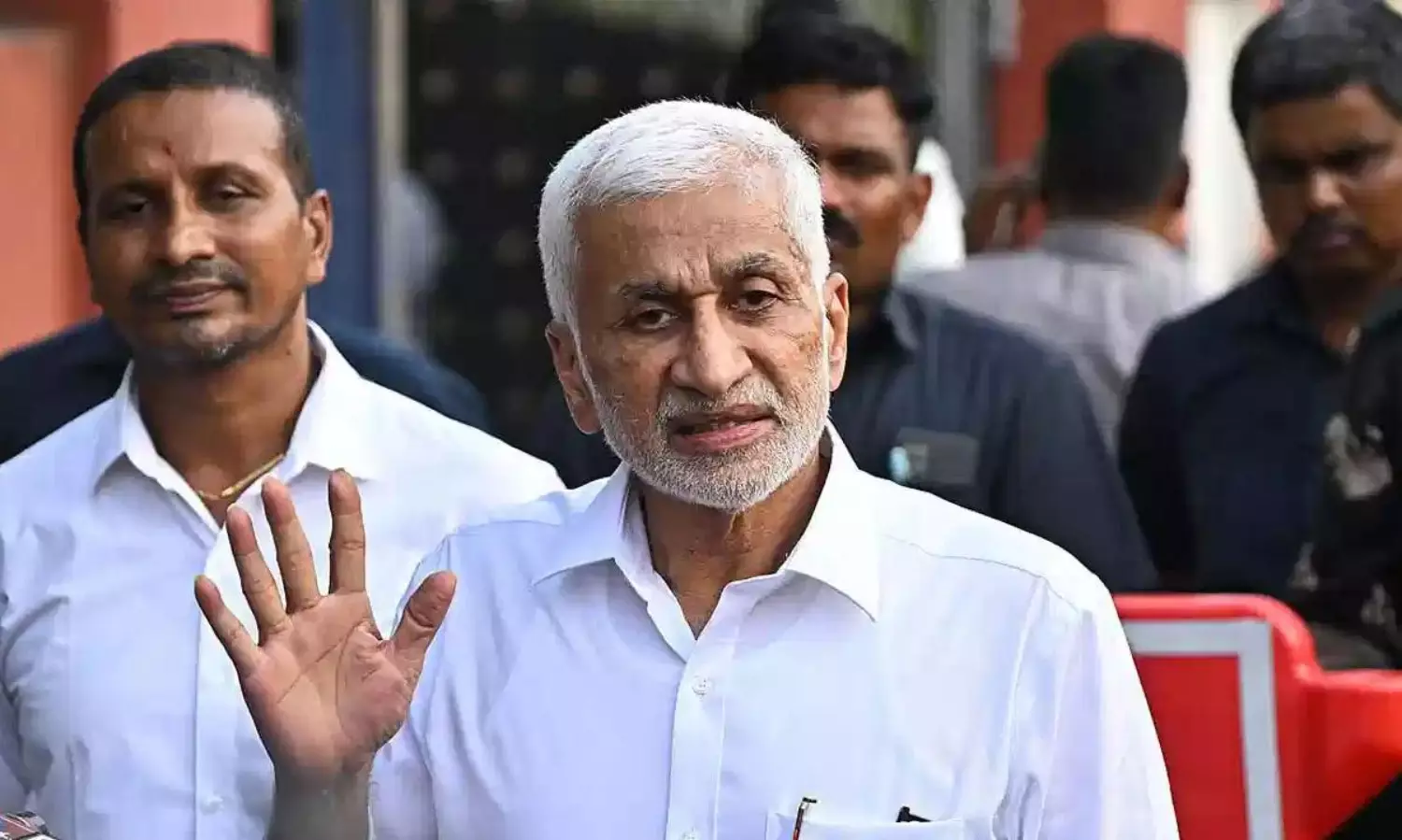 విజయ సాయిరెడ్డి నోట కర్మఫలాల మాట... ఇప్పుడే ఎందుకంట?