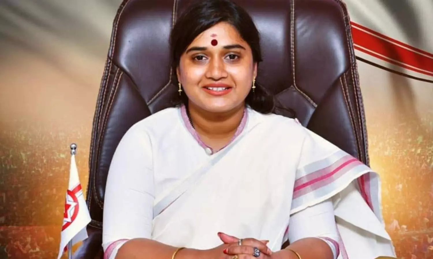 డ్రైవర్ హత్య కేసులో అరెస్ట్.. జనసేన మహిళ నేత సస్పెండ్!