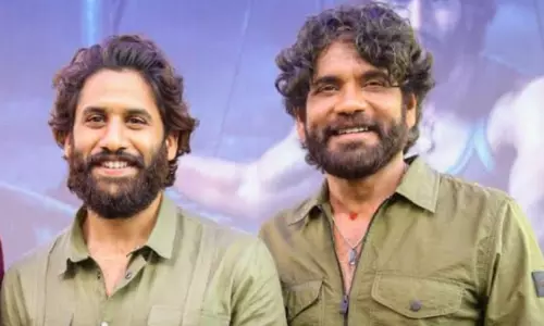 మైల్ స్టోన్ సినిమాలకు రిస్క్ చేస్తున్న తండ్రీ కొడుకులు