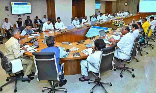 లెక్క‌లు చూస్తున్నారు.. జాగ్ర‌త్త అమాత్యా.. !