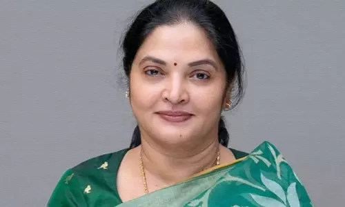 ఆమెకు మంత్రి పదవి... వైసీపీకి ఇక చుక్కలేనా ?