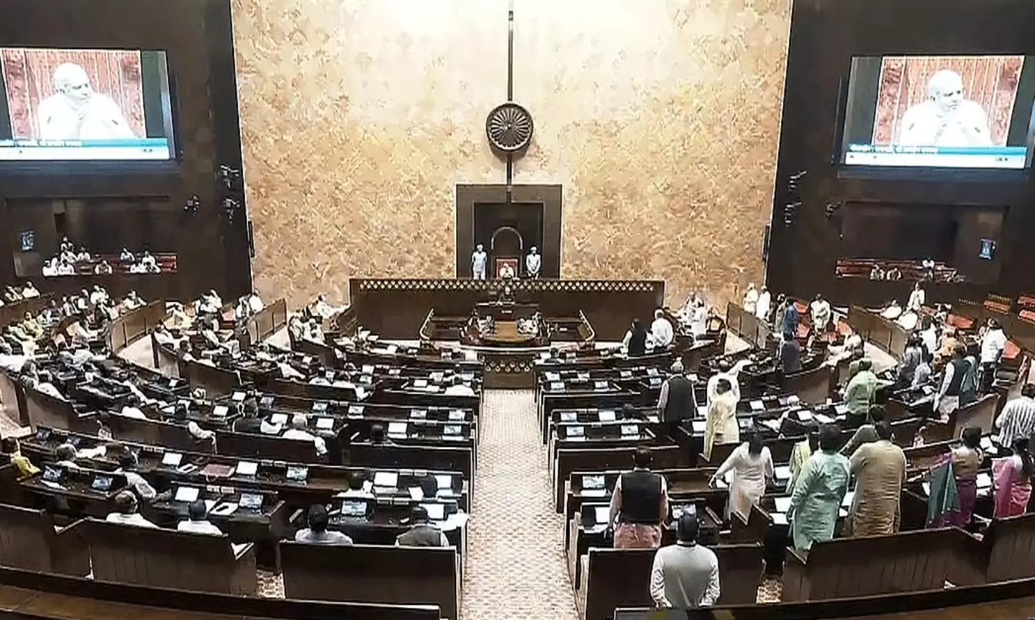 బీజేపీ ప్రభుత్వం ఉండటానికి ఏపీ ప్రజలు కానీ...!