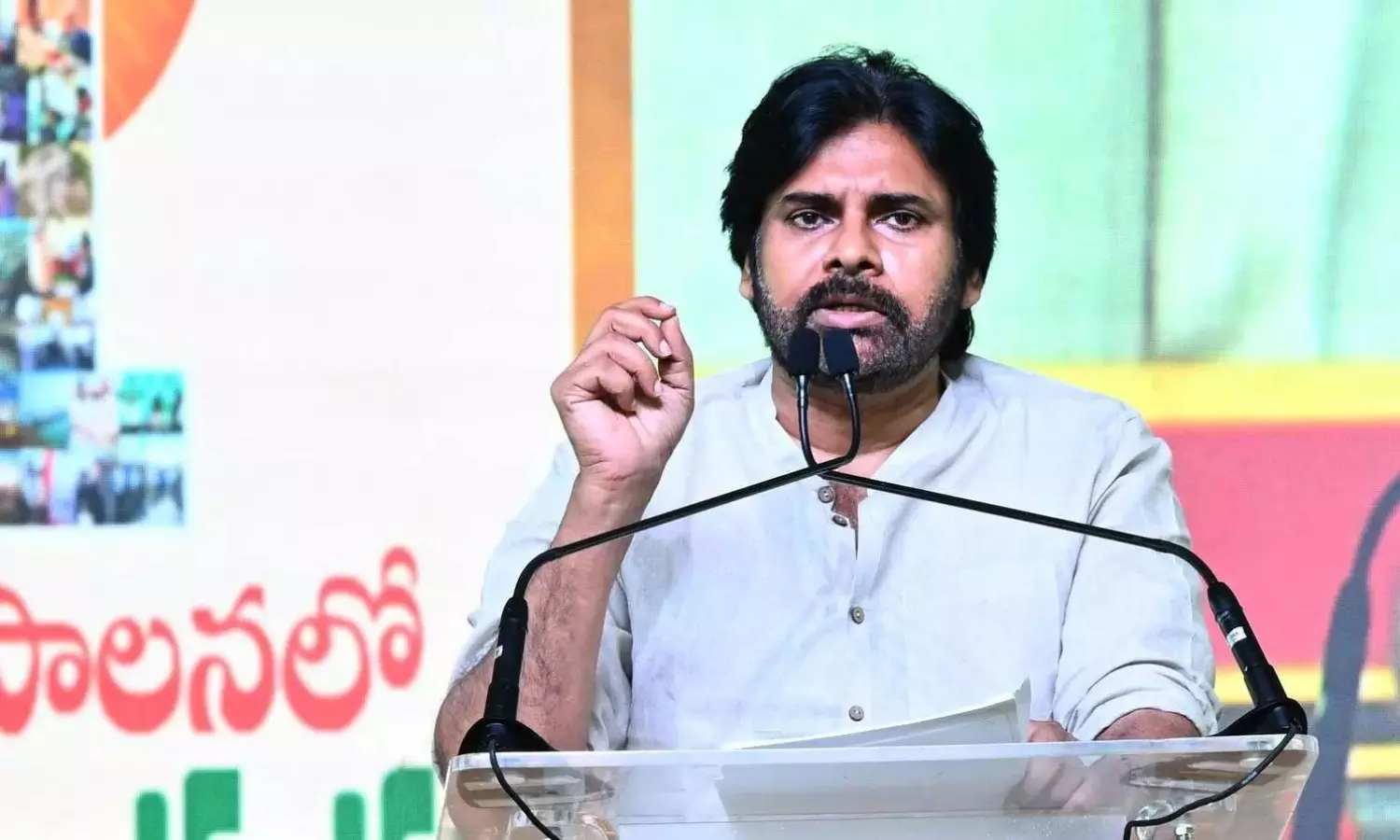 ట్రోల్స్ చిక్కుల్లో ప‌వ‌న్ క‌ల్యాణ్ ..!