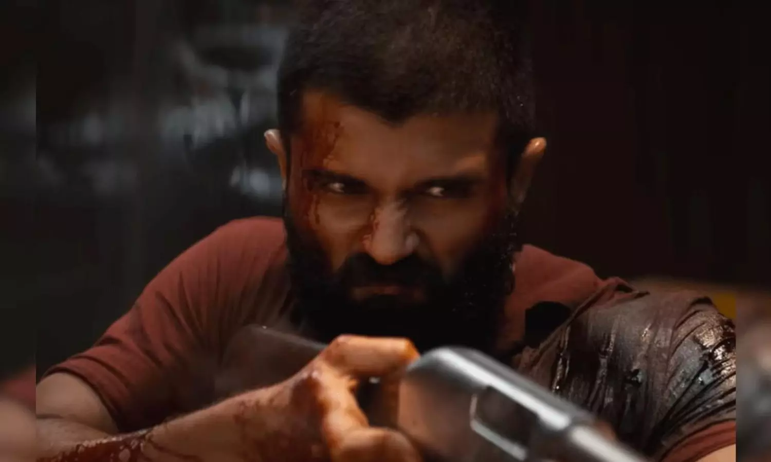 విజయ్ ను టార్గెట్ చేశారు.. కింగ్ డమ్ తో అందరి లెక్కలు తేలుస్తాడు