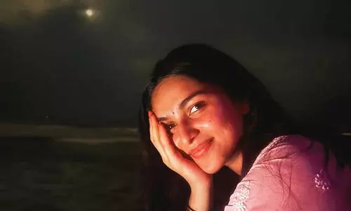 Kayadu Lohar’s Moonlit Moment Captures the Beauty of Silence