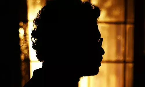 షాక్: డ్రగ్స్ దందాలో మాజీ ఐపీఎస్ కొడుకు.. ఈగిల్ కంటికి దొరికేశాడు!