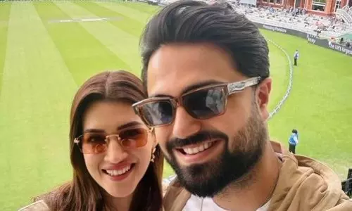 క్రికెట్‌ స్టేడియంలో రహస్య ప్రియుడితో హీరోయిన్‌..!