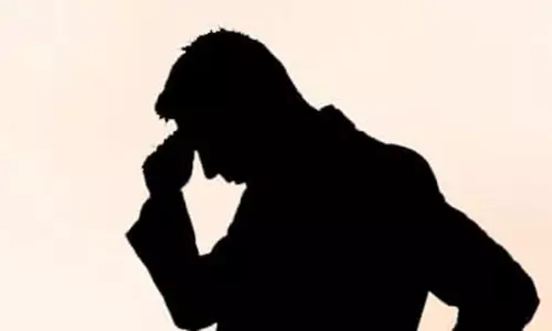 టాలీవుడ్ బిగ్ బ్యానర్ లో ముసలం.. సినిమా పోయినందుకు అతడు ఔట్