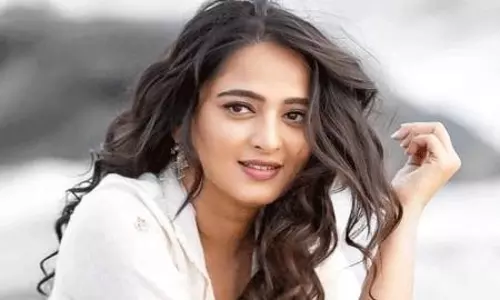అనుష్కను ఫాలో అవుతున్న అసోం బ్యూటీ?