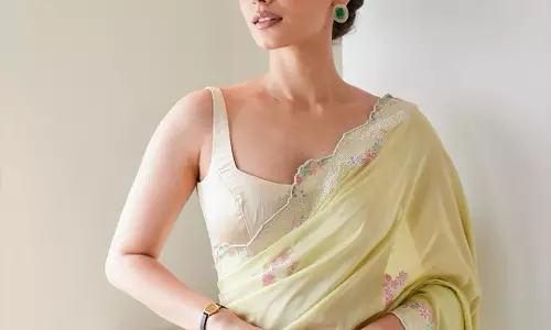 Manushi Chhillar’s Soft Saree Look Inspires