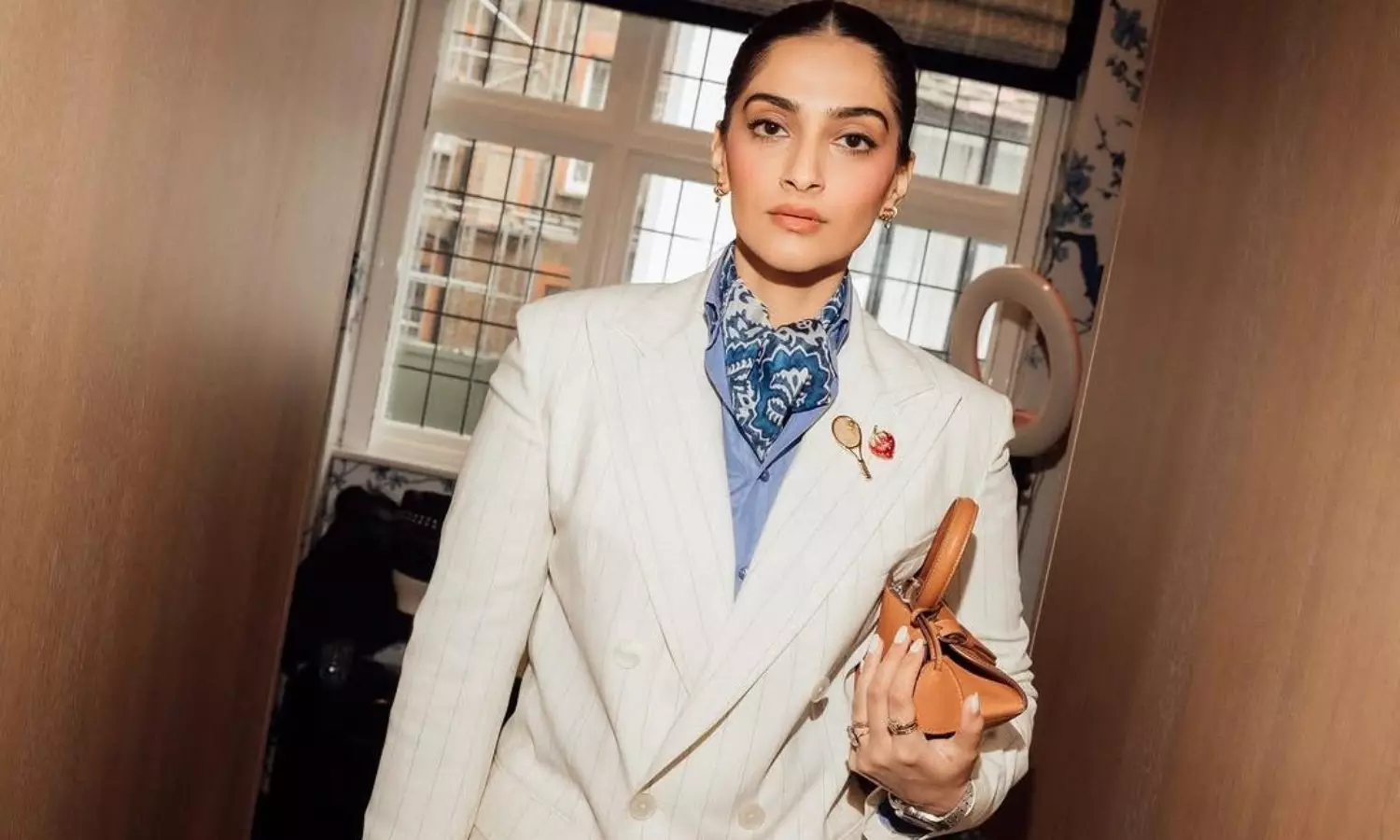 పిక్‌టాక్‌ : వింటేజ్‌ లుక్‌లో వింబుల్డన్‌కి ముద్దుగుమ్మ