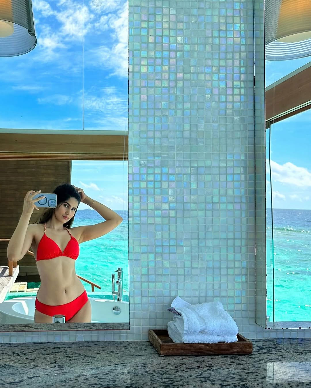 Sakshi Malik Sets the Internet on Fire with Her Latest Look Sakshi Malik Sets the Internet on Fire with Her Latest Look