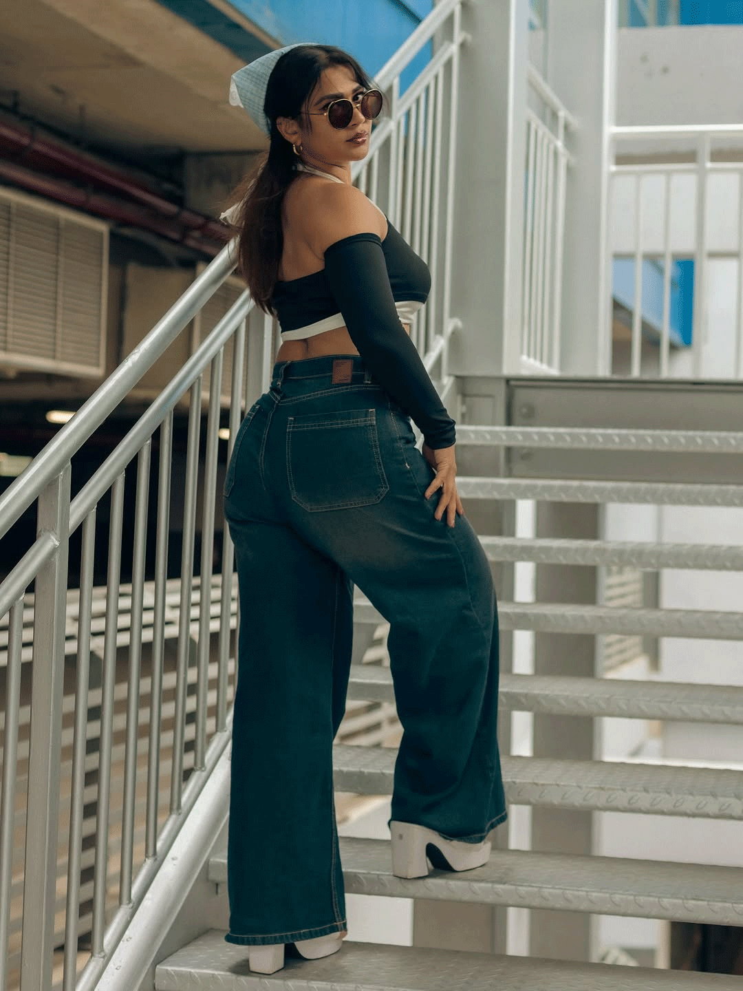 Inaya Sulthana Shows Off Her “Chic style 💃 with a 🙈 Y2K vibe”