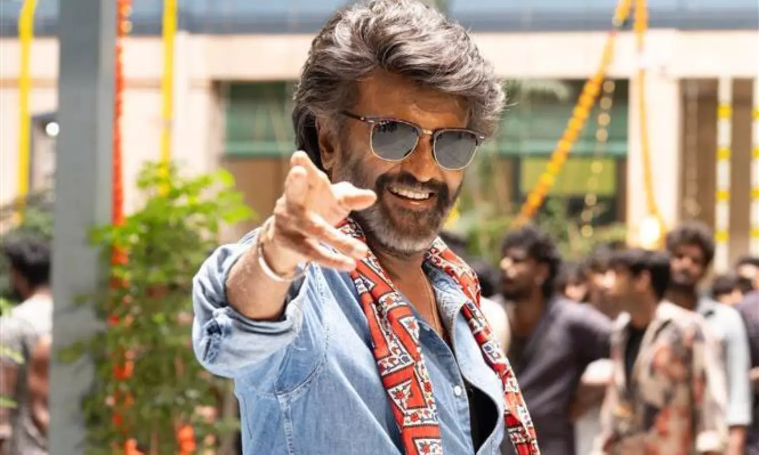 షాకింగ్ ట్విస్ట్: కూలీ స్టోరి ఇదేనా?