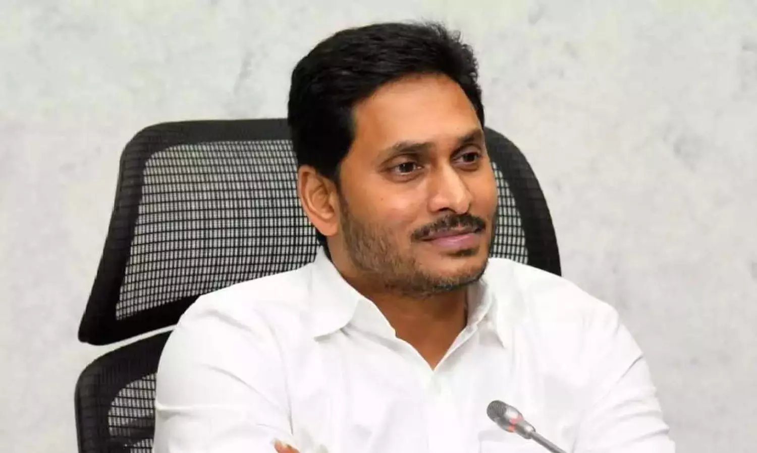 జగన్ దృష్టిలో ఆ రెండు పార్టీలూ ?