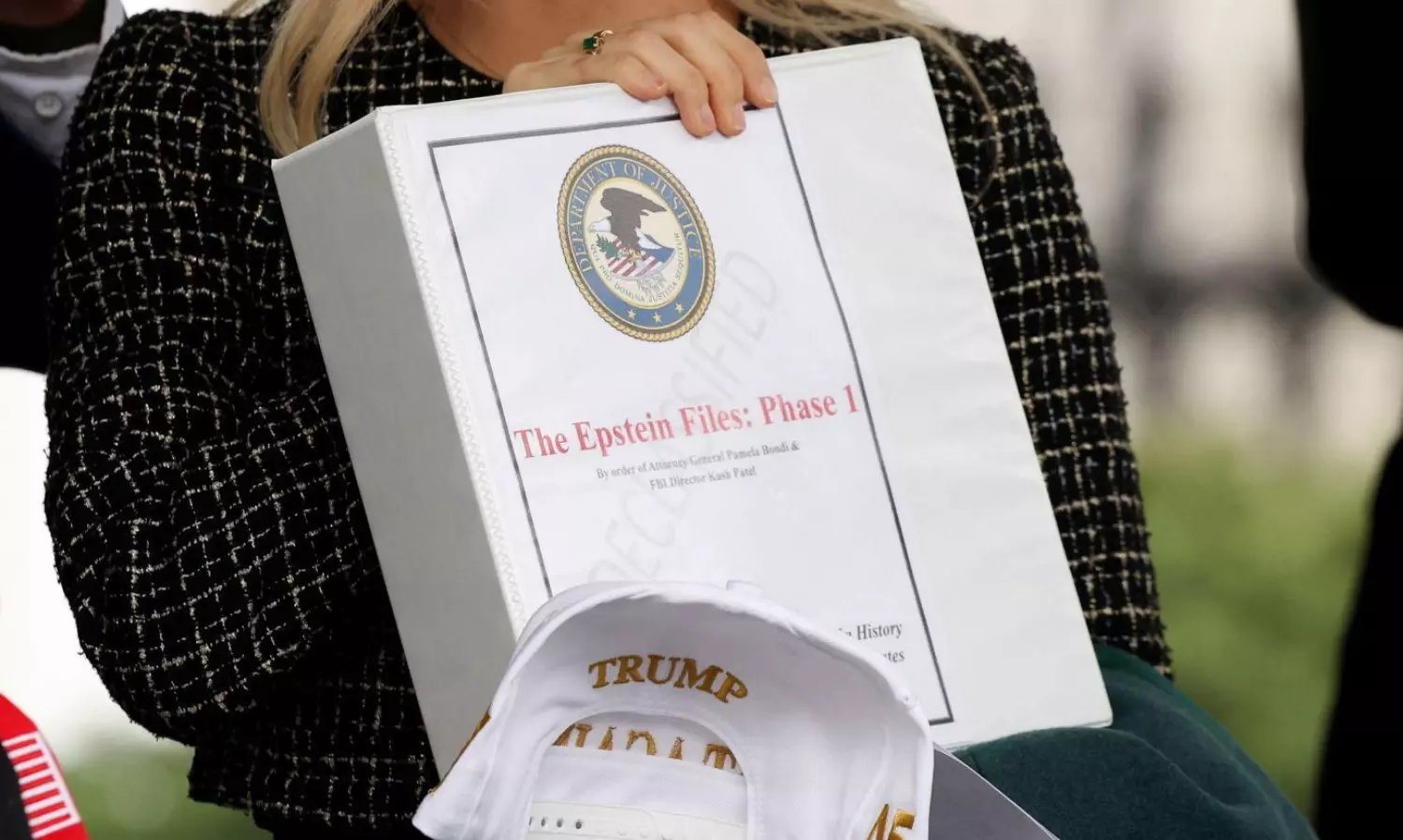 అమెరికాలో సె*క్స్ కుంభకోణం... ఎప్ స్టీన్ ఫైల్స్ గురించి తెలుసా? అమెరికాలో సె*క్స్ కుంభకోణం... ఎప్ స్టీన్ ఫైల్స్ గురించి తెలుసా?