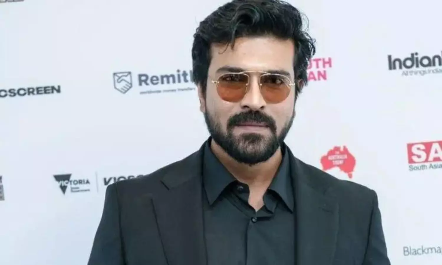 గ్లోబల్ స్టార్ చరణ్.. అంతా పక్కా ప్లాన్ తోనే..