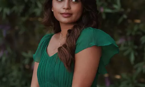 Gouri G Kishan Looks Elegant by the Poolside