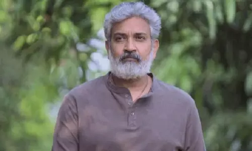 రాజమౌళిని డిస్ట్రబ్ చేయకూడదని వాళ్లకి తెలుసు..!