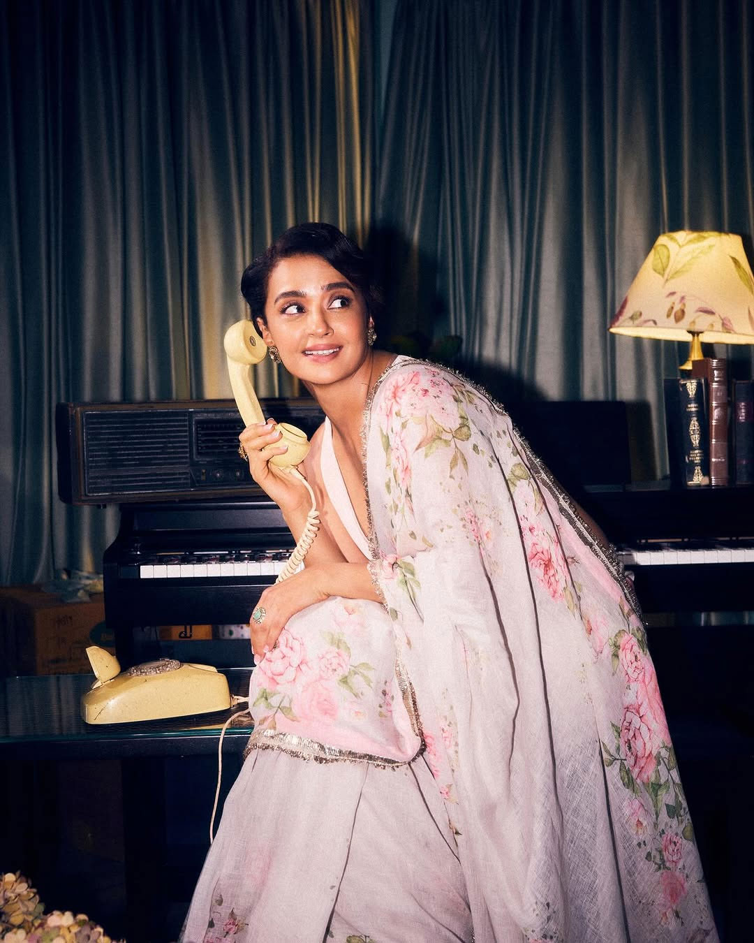 Surveen Chawla’s Dreamy Instagram Look Is a Love Letter in Silk Surveen Chawla’s Dreamy Instagram Look Is a Love Letter in Silk