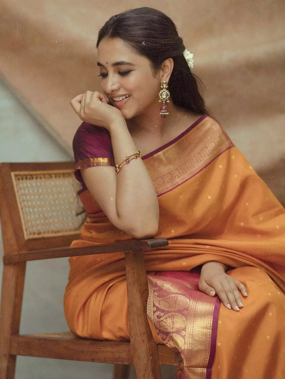 Priyanka Mohan Shares a Traditional Look with Fans