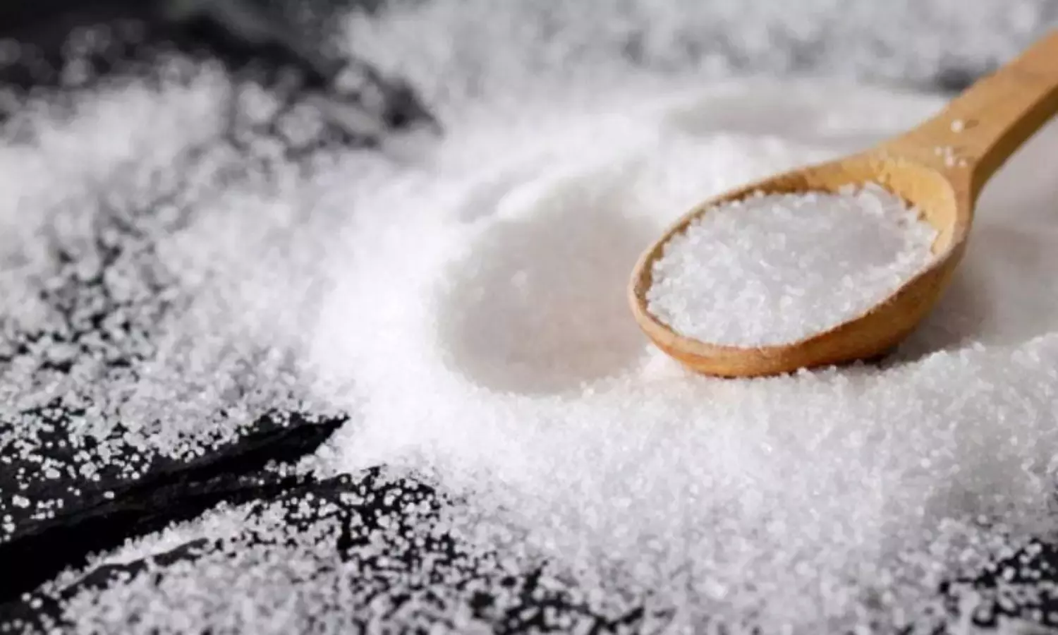 భారత్ లో ఉప్పు వినియోగం పీక్స్.. ఐసీఎంఆర్ షాకింగ్ హెచ్చరికలు! భారత్ లో ఉప్పు వినియోగం పీక్స్.. ఐసీఎంఆర్ షాకింగ్ హెచ్చరికలు!