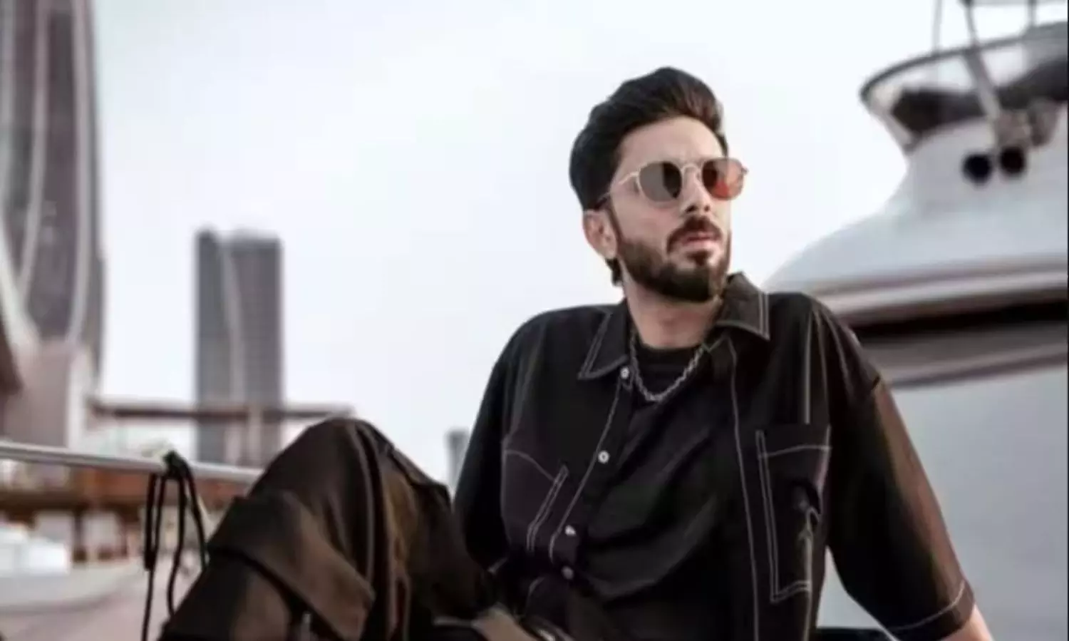 అనిరుధ్ మొద‌టిసారి ఆ డైరెక్ట‌ర్‌తో..