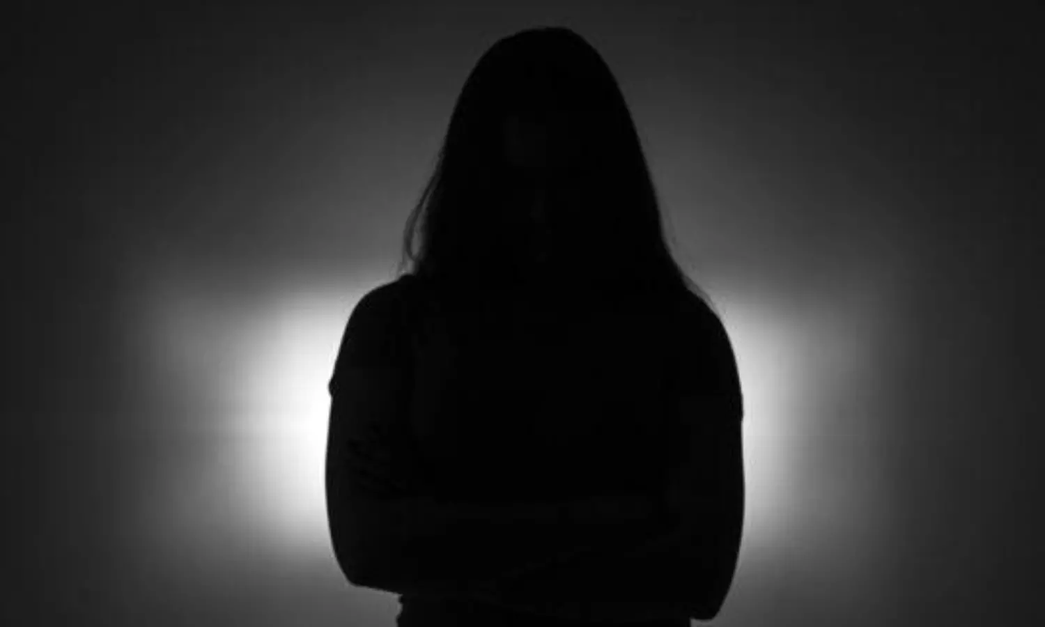 కొటిన్నర బంగారు ఆభరణాలు ధరించిన నటి! కొటిన్నర బంగారు ఆభరణాలు ధరించిన నటి!