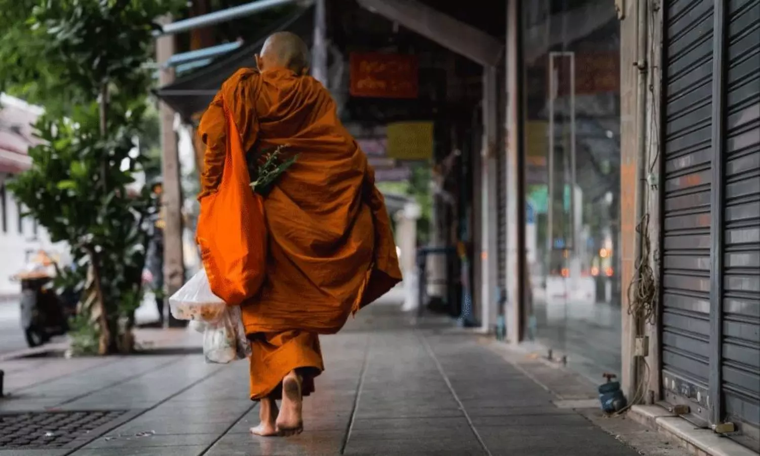 బౌద్ద సన్యాసులకు ‘శృంగార’ ఎర.. థాయ్ లాండ్ సె*క్స్ కుంభకోణం