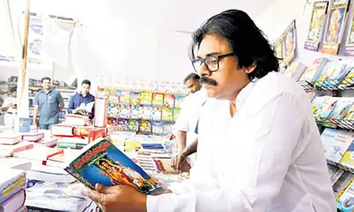 ప‌వ‌న్ క‌ళ్యాణ్ గొప్ప సాహిత్య పండితుడిగా!