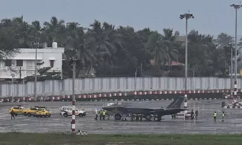 F-35 జెట్ తో తిరువనంతపురం విమానాశ్రయానికి ఊహించని ఆదాయం.. క్రేజ్