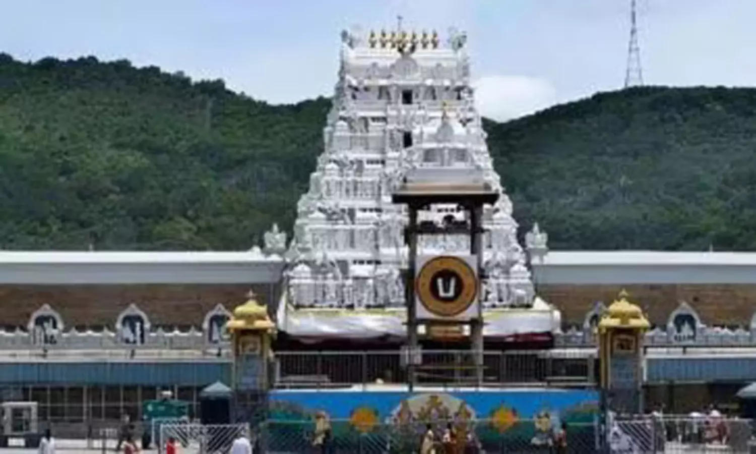శ్రీవెంకటేశ్వరస్వామికి ద్రోహం.. టీటీడీ ఏం చేసిందంటే..? శ్రీవెంకటేశ్వరస్వామికి ద్రోహం.. టీటీడీ ఏం చేసిందంటే..?