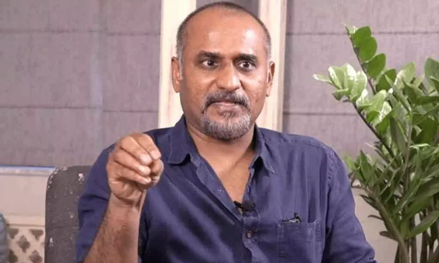 క్రియేటివిటీ వెనక రియాల్టీ గోస.. దేవా కట్టా ఆన్సర్ ఇది..! క్రియేటివిటీ వెనక రియాల్టీ గోస.. దేవా కట్టా ఆన్సర్ ఇది..!