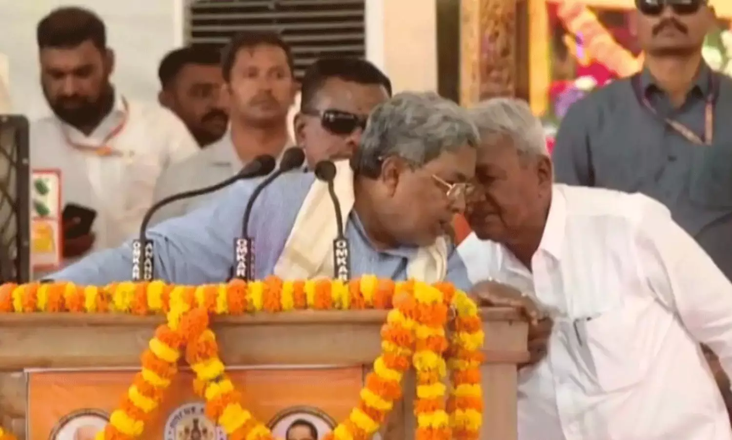 శివకుమార్  పేరెత్తగానే శివాలెత్తిన సిద్దరామయ్య... వీడియో  వైరల్!