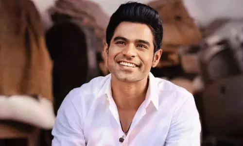 జూనియర్‌ పాస్‌ అయ్యాడు