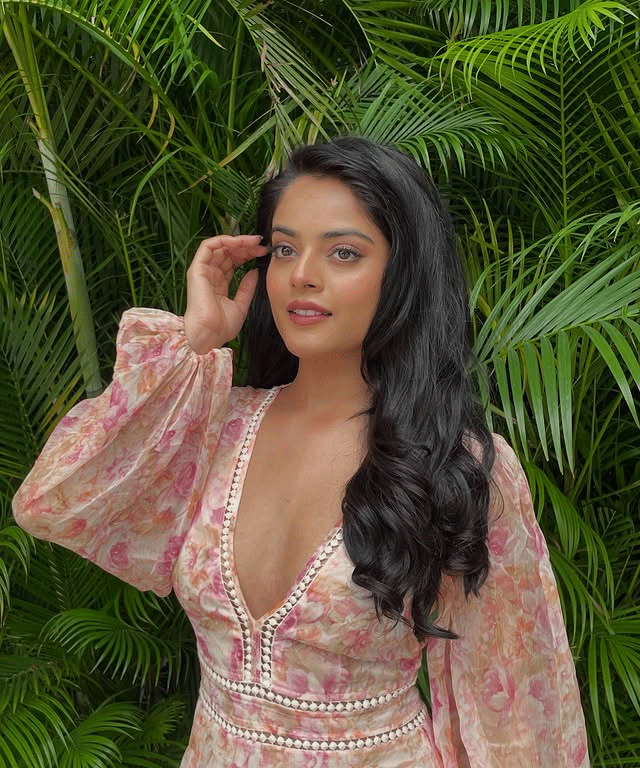 Riddhi Kumars Day 1 Look at Miss Universe India