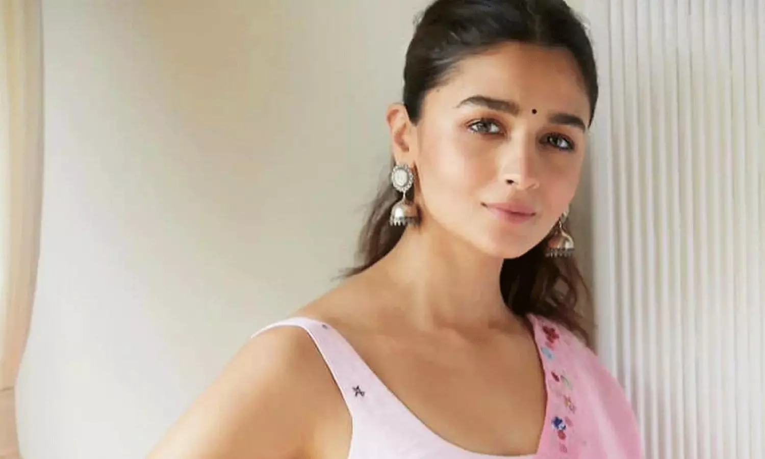 ఆలియా ఇంత‌కుముందు ఎన్న‌డూ లేనంత‌గా!