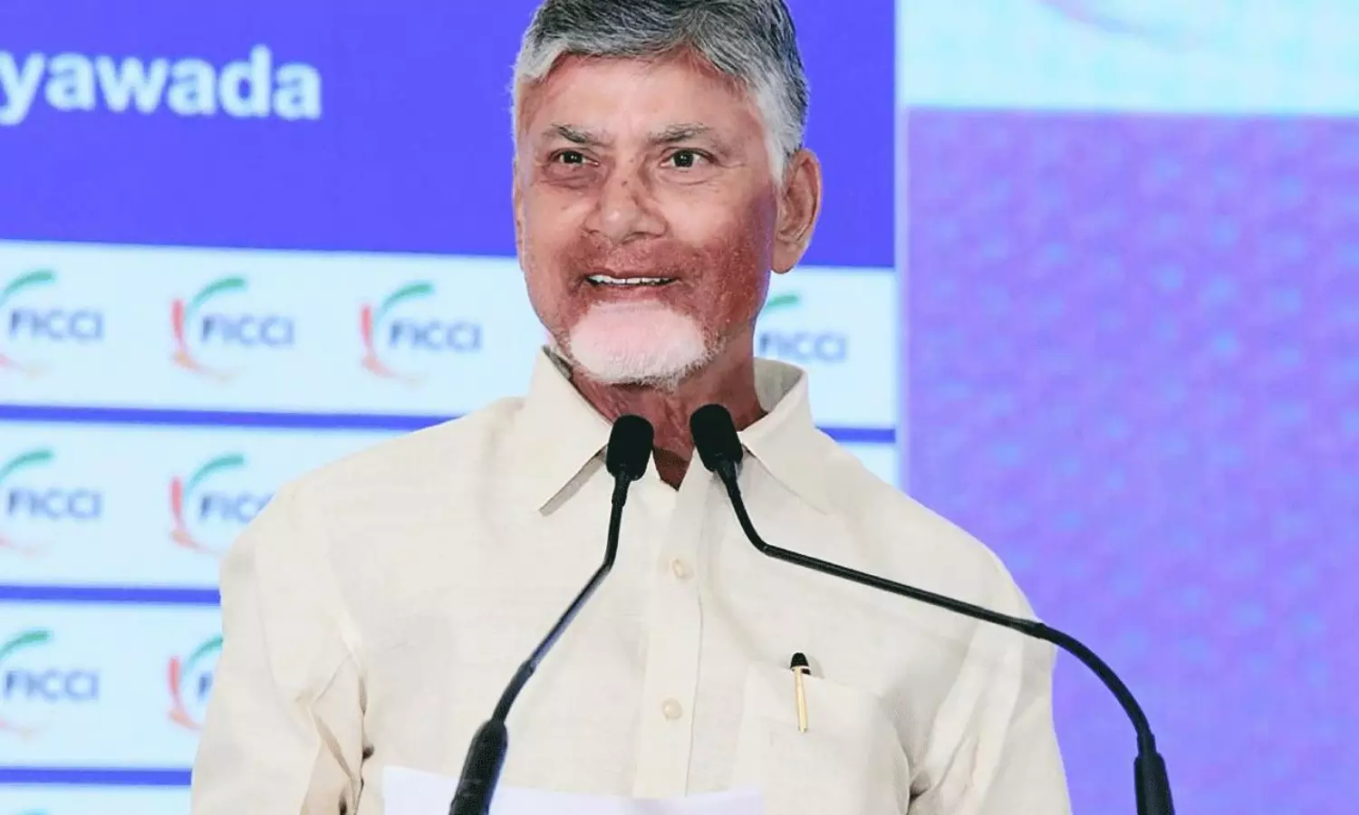 బాబుకు వీరు క‌నిపించ‌ట్లేదా.. లేక వ‌దిలేశారా ..!