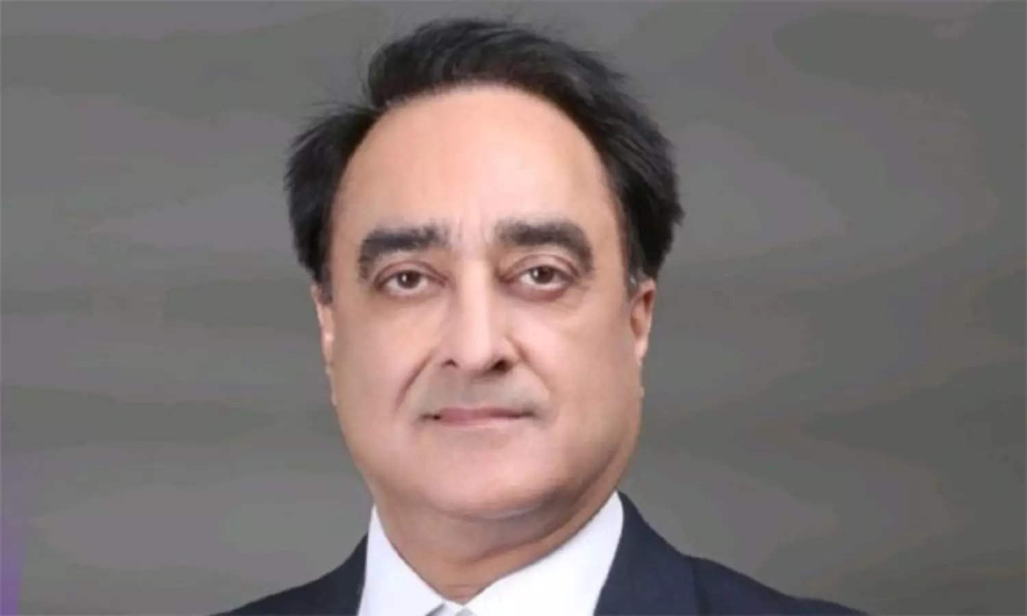 విమాన ప్రమాద దర్యాప్తు టీమ్ లోకి కొత్త మెంబర్.. ఎవరీ కెప్టెన్! విమాన ప్రమాద దర్యాప్తు టీమ్ లోకి కొత్త మెంబర్.. ఎవరీ కెప్టెన్!