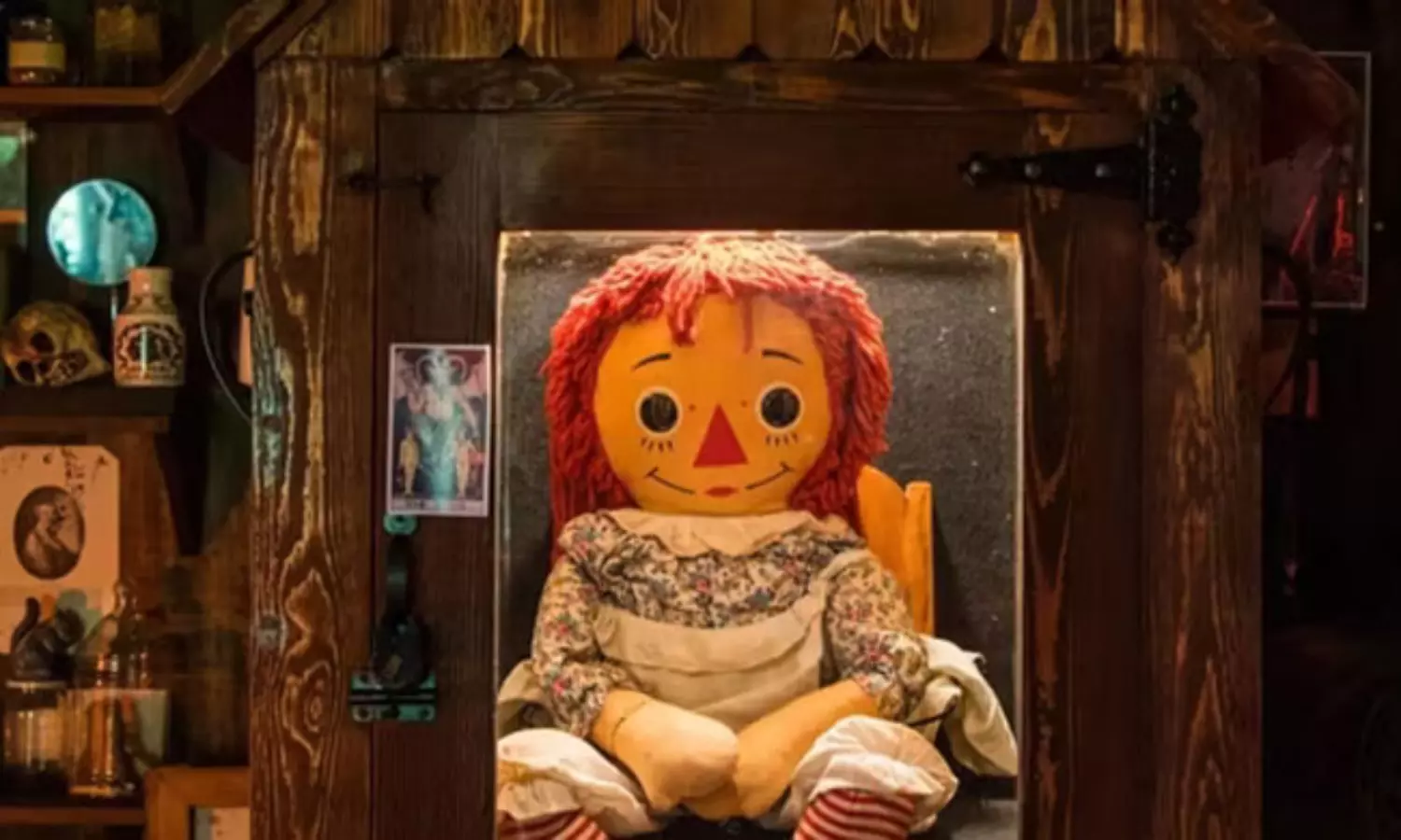 రివేరా మరణం.. గదిలో బొమ్మ మాయం.. అన్నాబెల్లేపై  భయానక చర్చ స్టార్ట్!