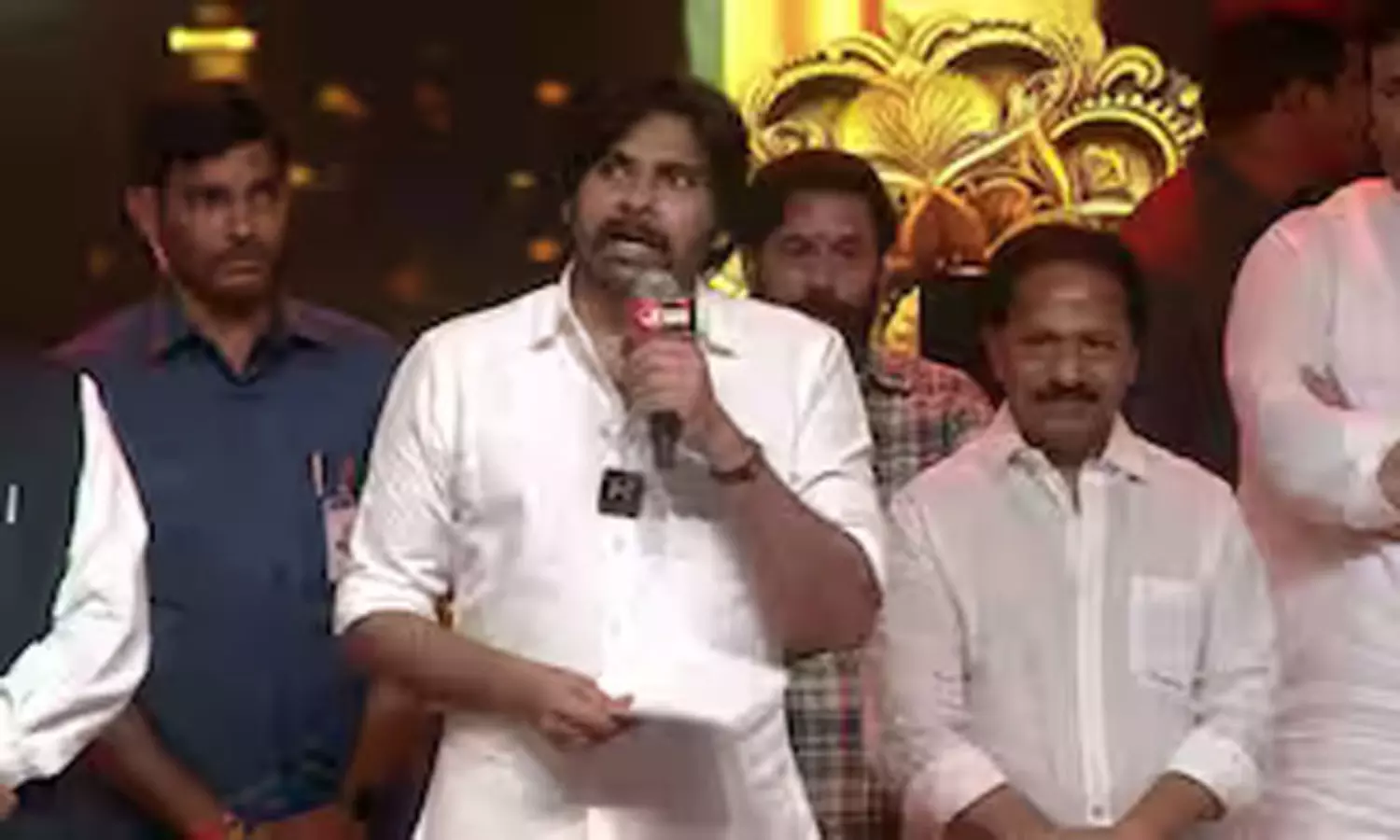 పవర్ స్టార్ వింటేజ్ స్పీచ్.. గూస్ బంప్స్..!