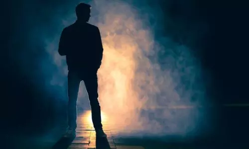 ఫోటోగ్రాఫ‌ర్ల‌ను మంద‌లించిన మెగాస్టార్