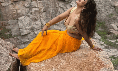 Does Inaya Sultana Snap Require Caption?