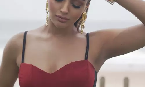 Akanksha Puri Feels Red - And Looks Like Fire