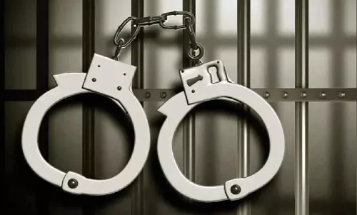 టెక్సాస్‌లో 33 కోట్లు మోసం: భారతీయ భార్యాభర్తలు అరెస్ట్‌