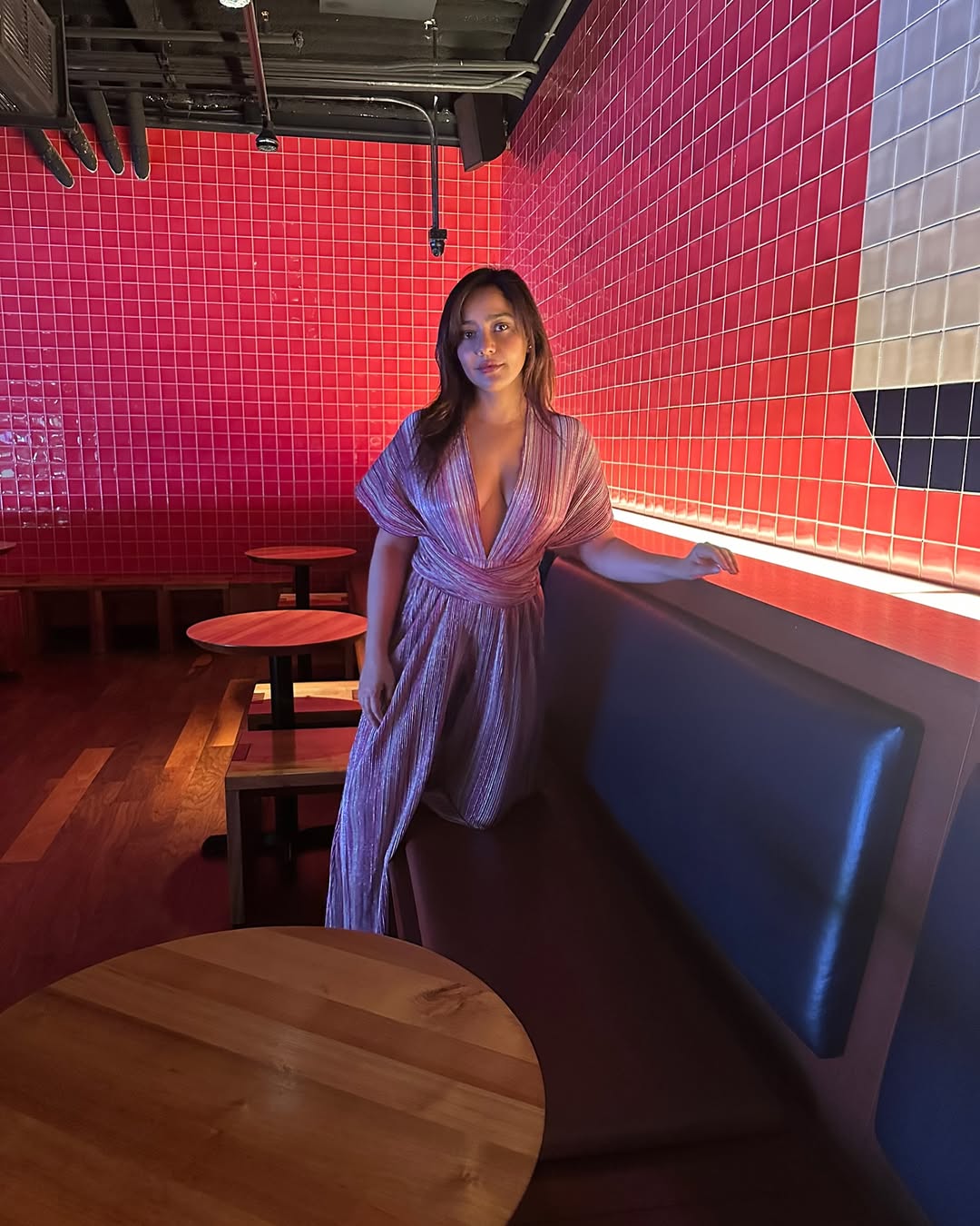 Neha Sharma Turns Chicago Fabulous Neha Sharma Turns Chicago Fabulous