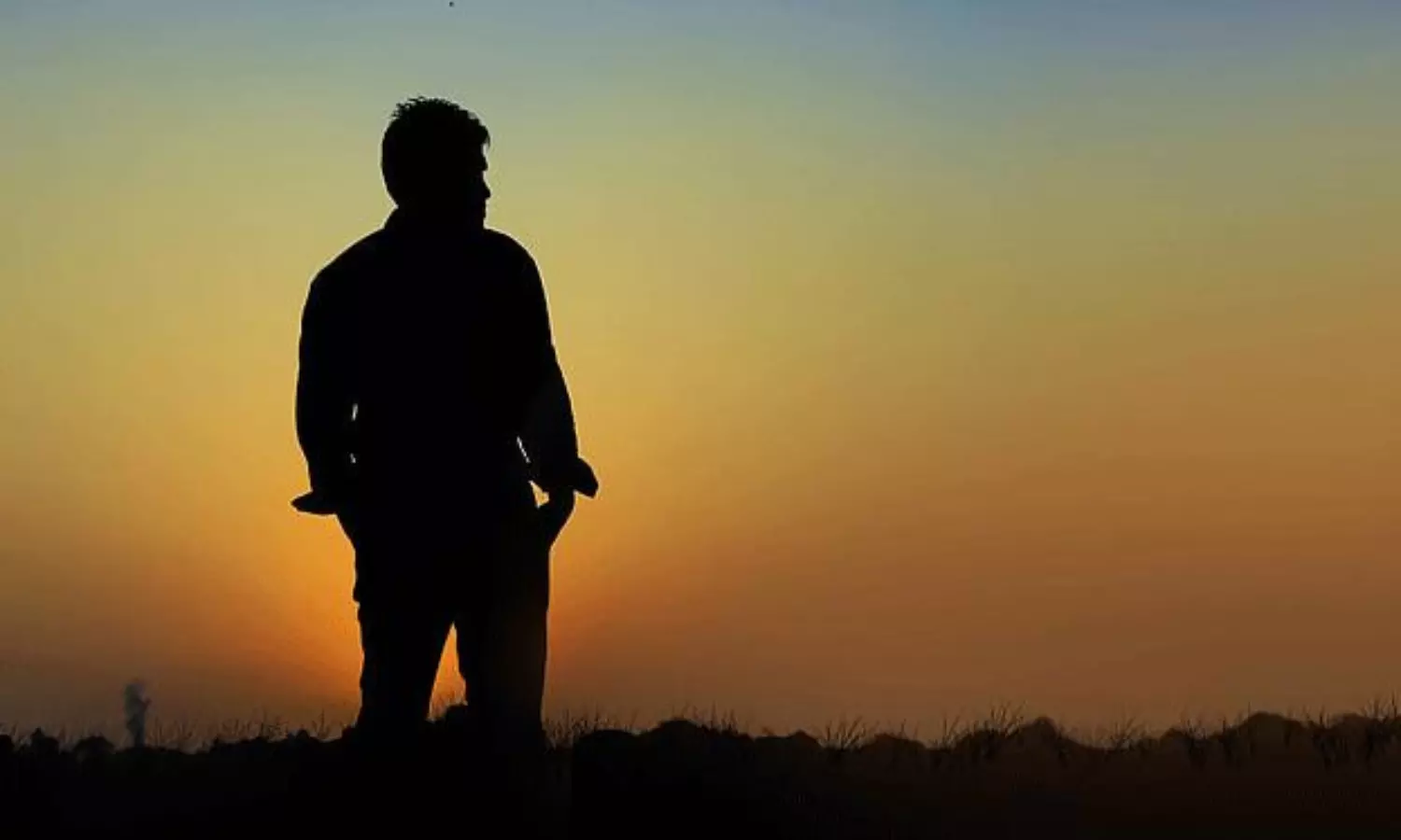 నా మూత్రం వాళ్లకి ఇవ్వలేదని ఫీల్‌ అవుతున్నారేమో - సీనియర్‌ నటుడు