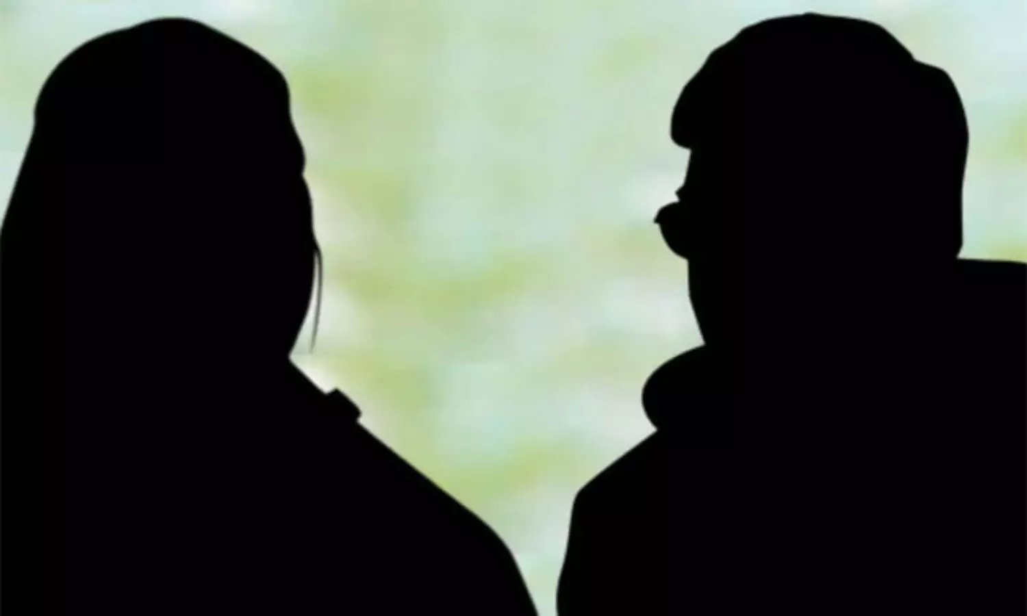 హిట్‌ కొట్టిన కుర్ర హీరో సీక్రెట్‌ గర్ల్‌ఫ్రెండ్‌..?