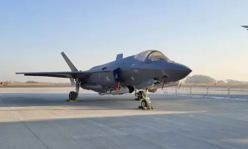 కేరళను వీడిన బ్రిటన్‌ ఎఫ్-35 ఫైటర్ జెట్‌: 5 వారాల రహస్య మిషన్‌కు ముగింపు